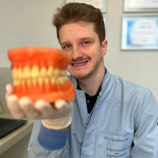 Foto do Dr. Guilherme Dossin